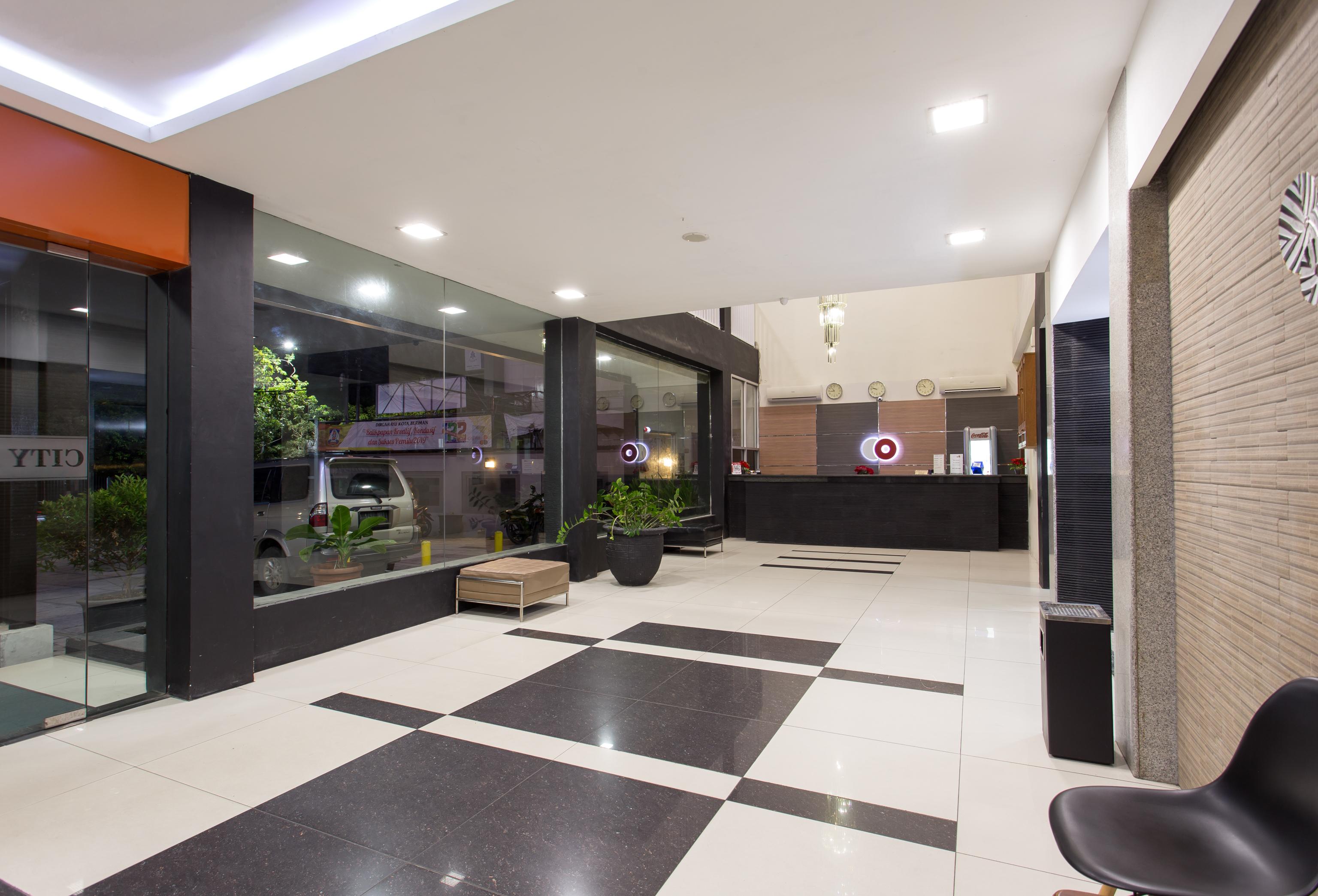 Capital O 769 City Hotel Balikpapan  Luaran gambar