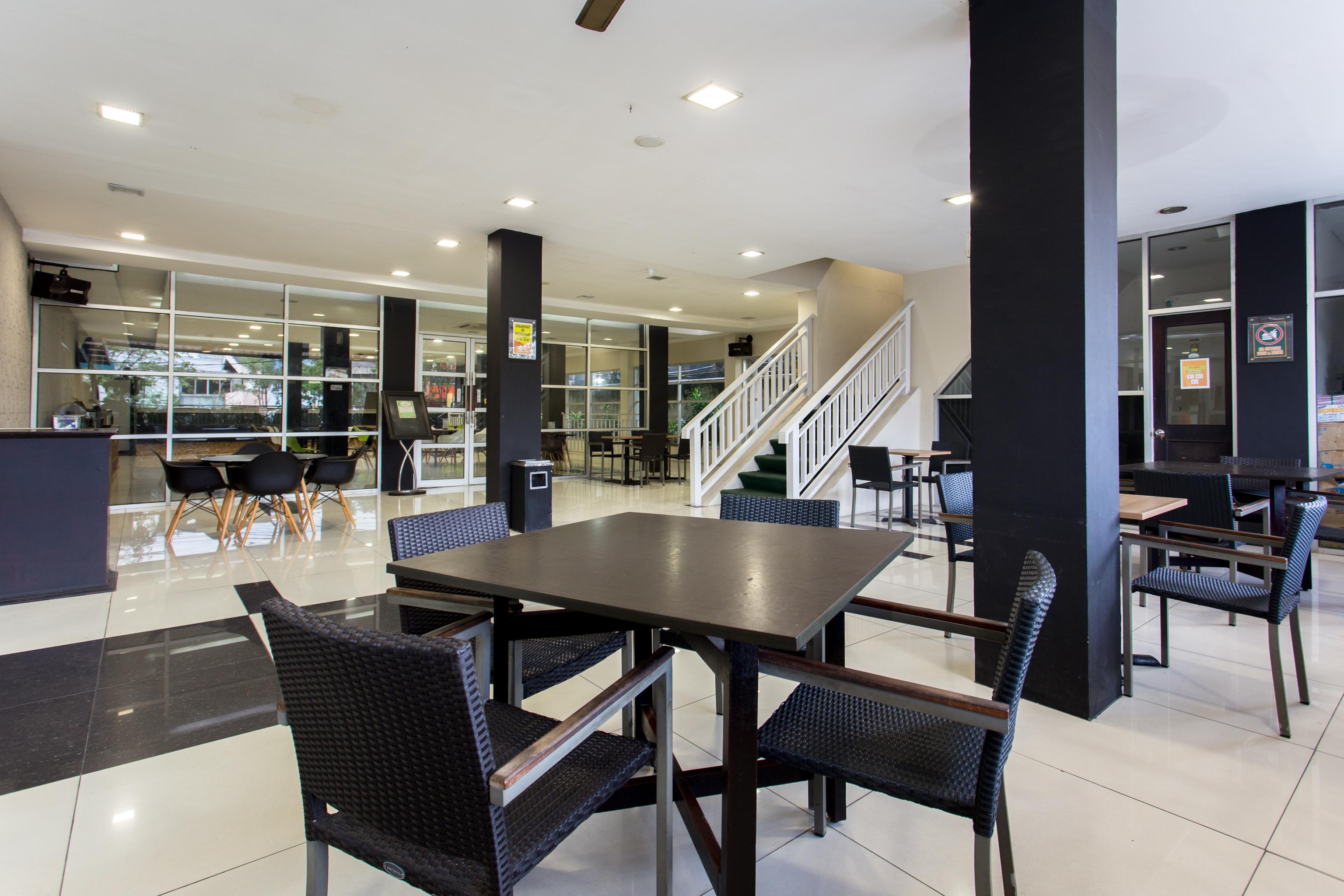 Capital O 769 City Hotel Balikpapan  Luaran gambar
