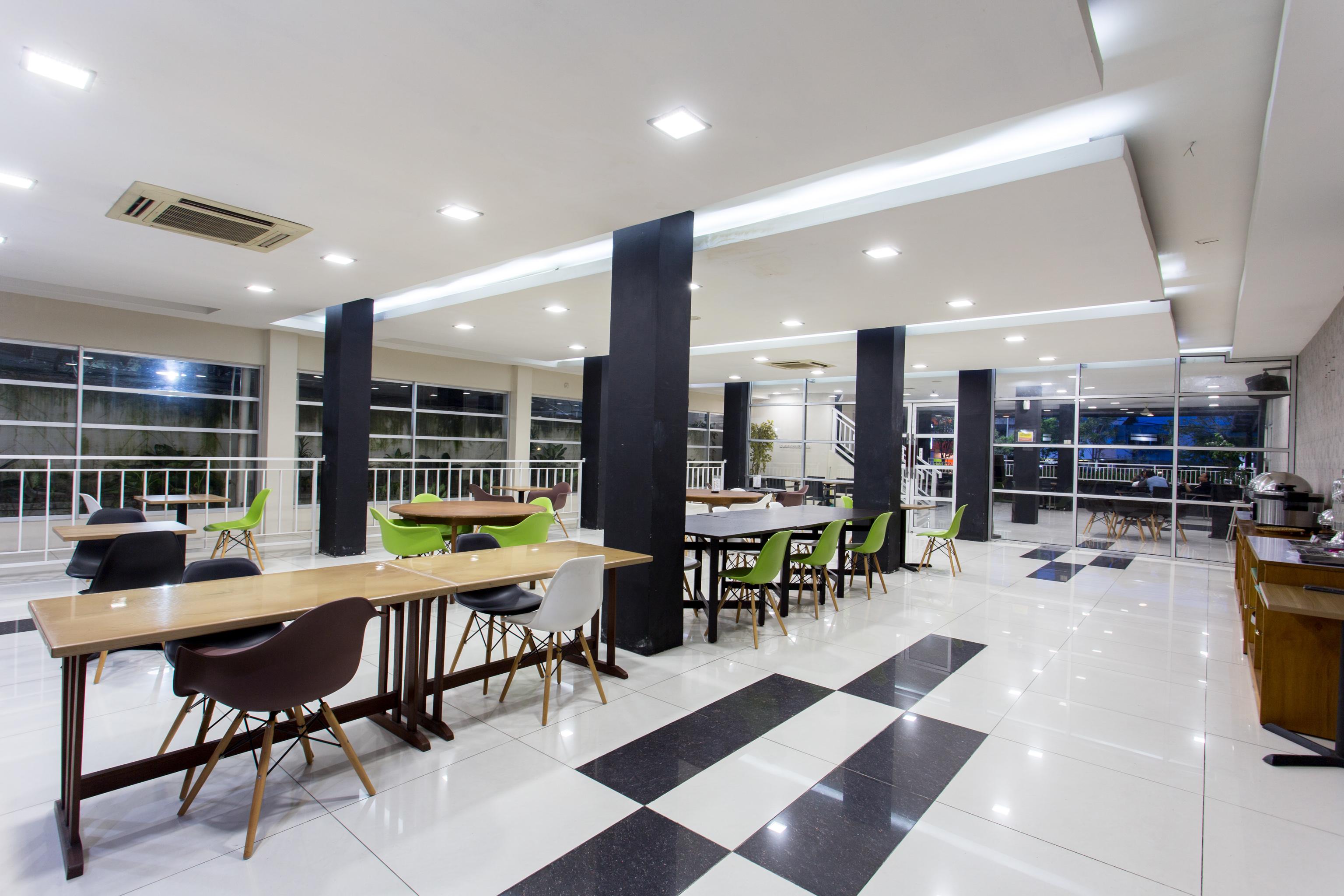 Capital O 769 City Hotel Balikpapan  Luaran gambar